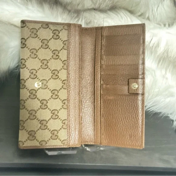 💰⬇️ GUCCI 
Pre-Loved Beige GG Canvas Flap Continental Wallet 💕 - Picture 5 of 16